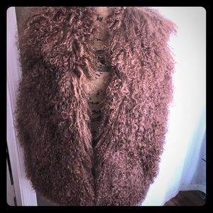 Fur coat vest new beautiful from boutique size M